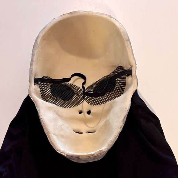 Grim Reaper Skeleton Costume Hooded Robe Mask Gloves Medallion Belt One Size - Picture 9 of 9